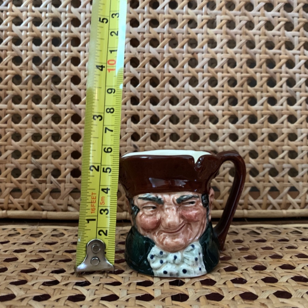 Royal Doulton Old Charley 2.25" Mini Toby Mug Green Stamp 5 Made In England - Picture 2 of 4